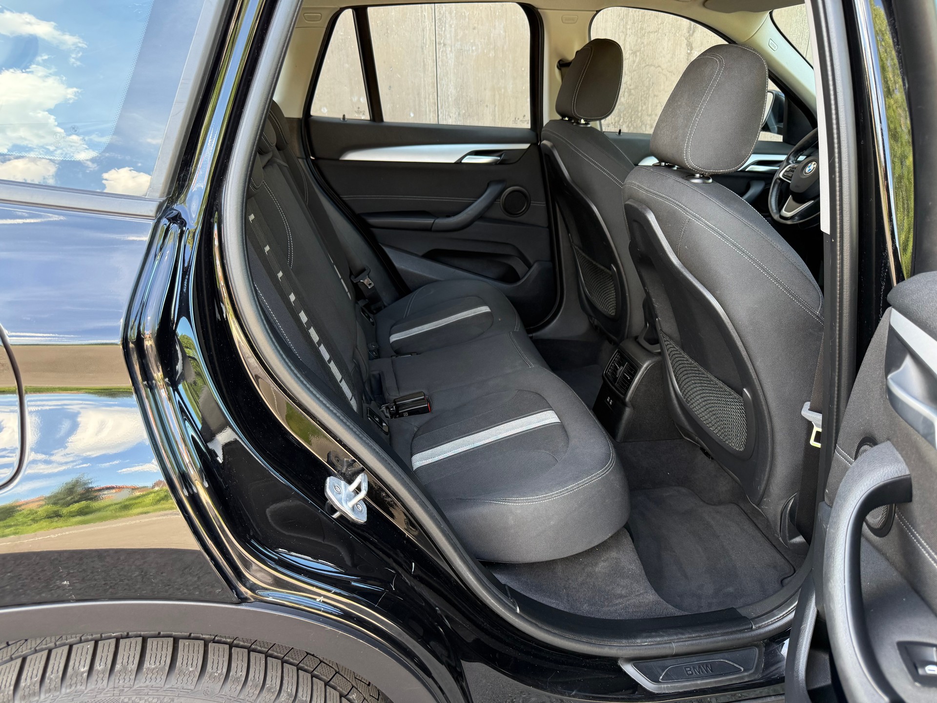 BMW X1 xDrive 18d Steptronic-image-11