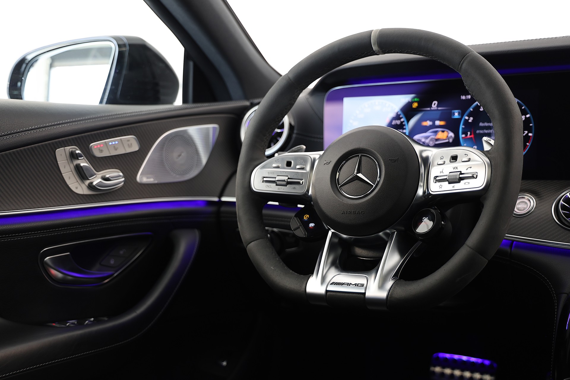 MERCEDES-BENZ AMG GT 4 63 S *Designo Graphitgrau Magno* 4Matic+ Speedshift MCT *5-Sitzer*-image-13