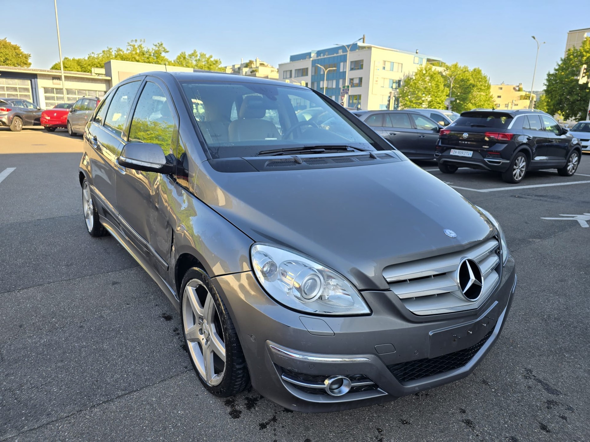 MERCEDES-BENZ B 200 T Autotronic-image-0