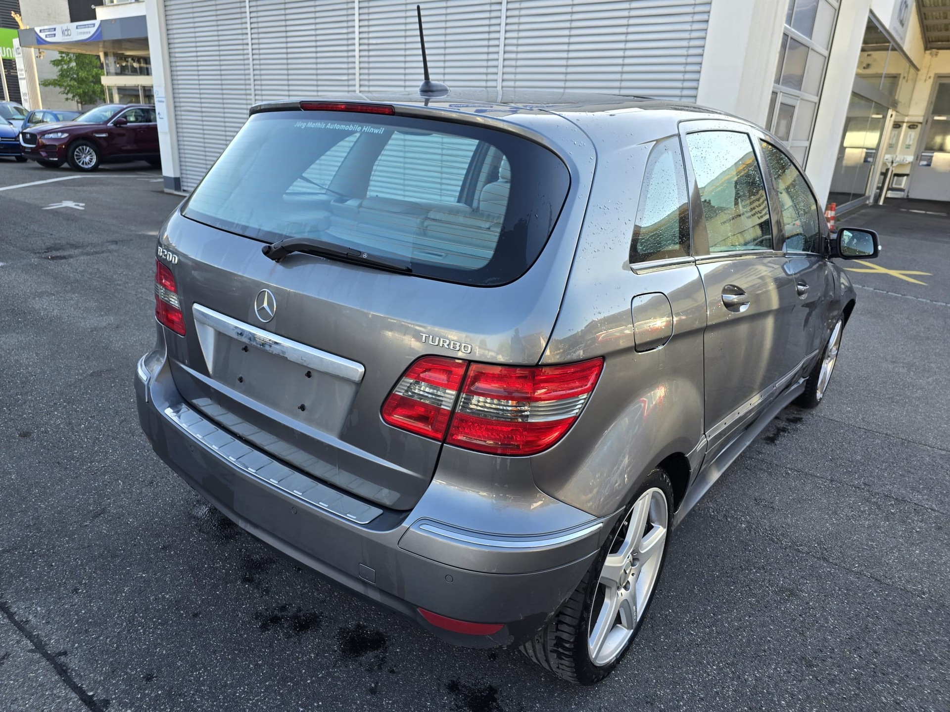 MERCEDES-BENZ B 200 T Autotronic-image-9