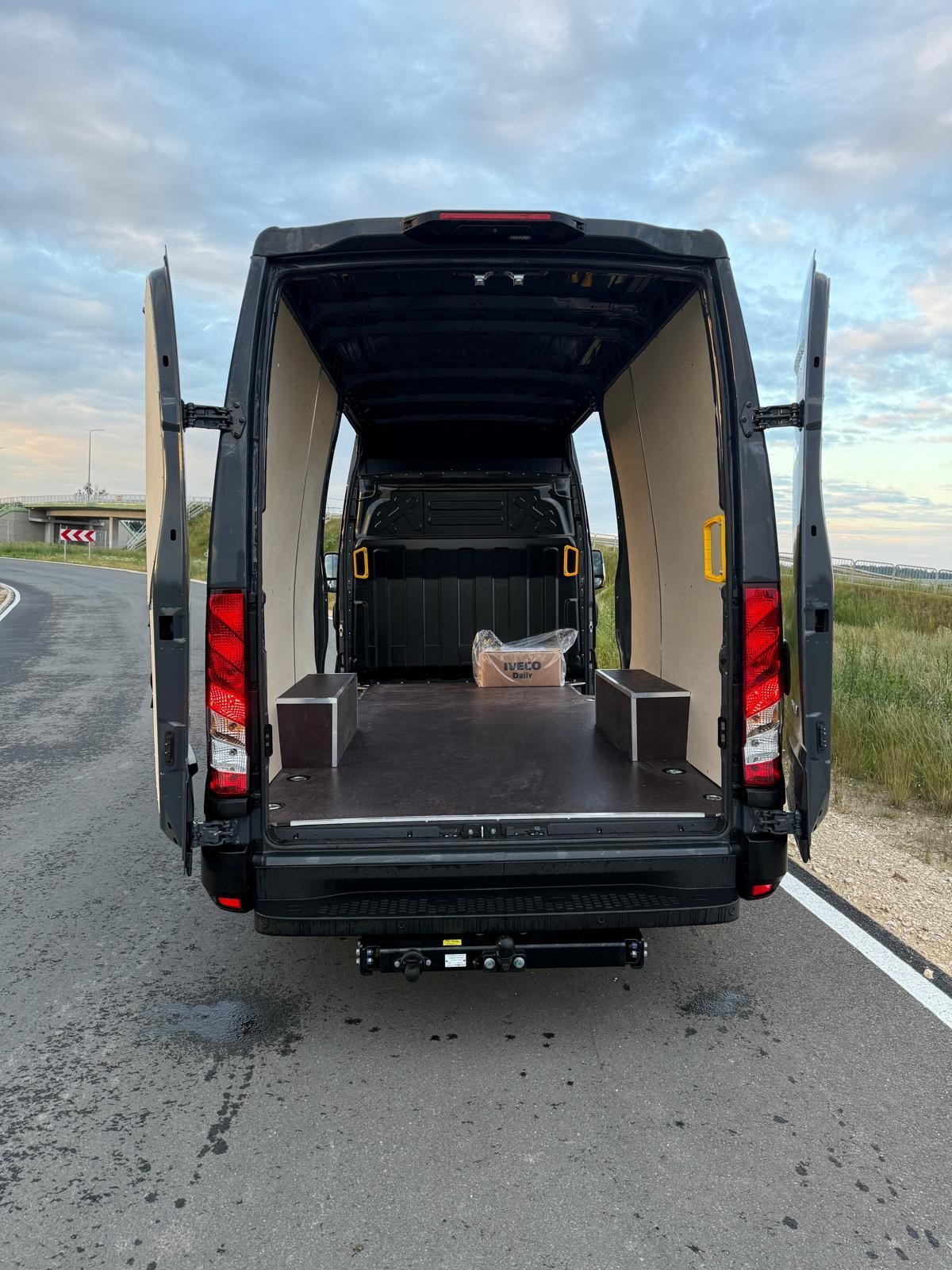 IVECO 35 S 18H A8 V-image-10