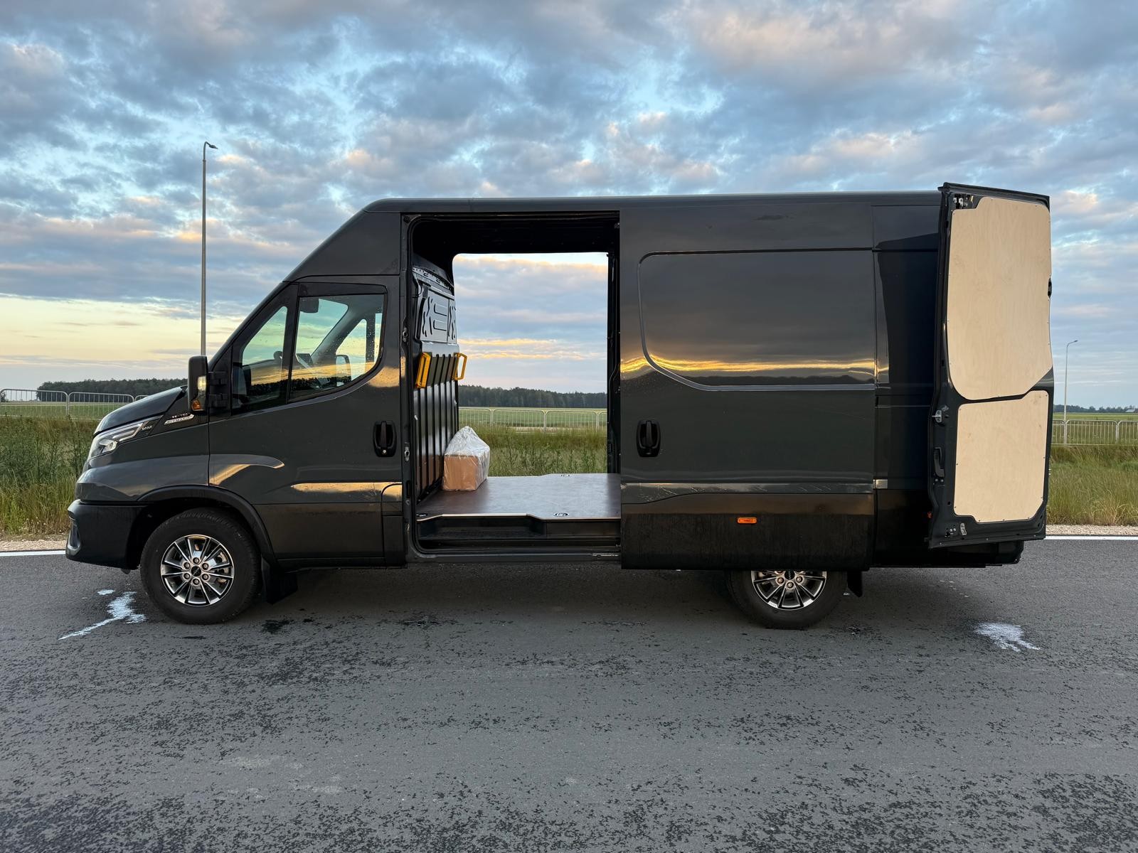 IVECO 35 S 18H A8 V-image-11