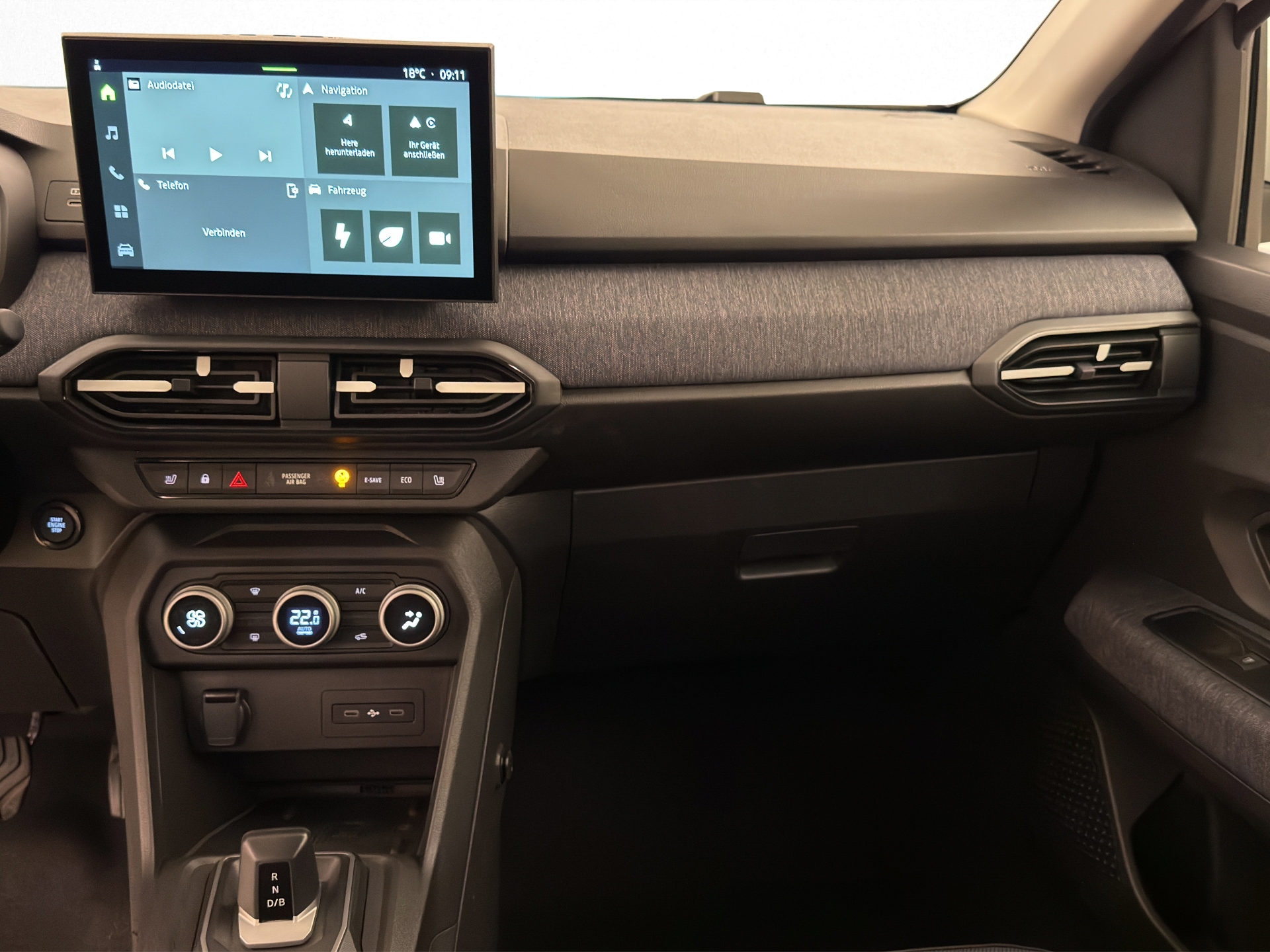 DACIA Jogger 1.8 Hybrid Journey 7PL-image-9
