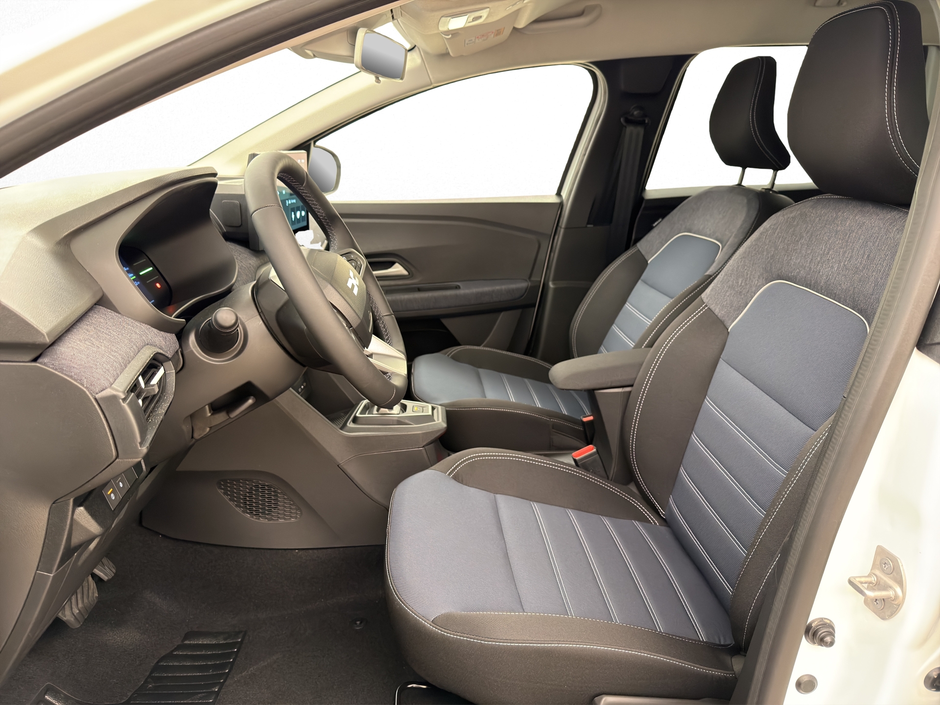 DACIA Jogger 1.8 Hybrid Journey 7PL-image-6