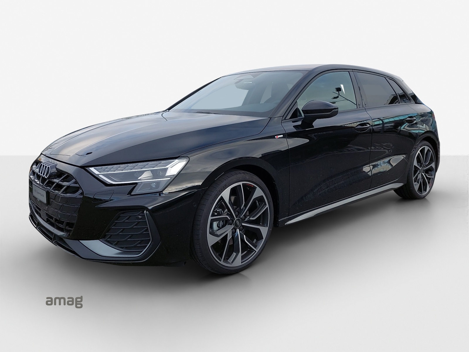 AUDI A3 Sportback TFSI 110 kW S line Attraction S tronic-image-0