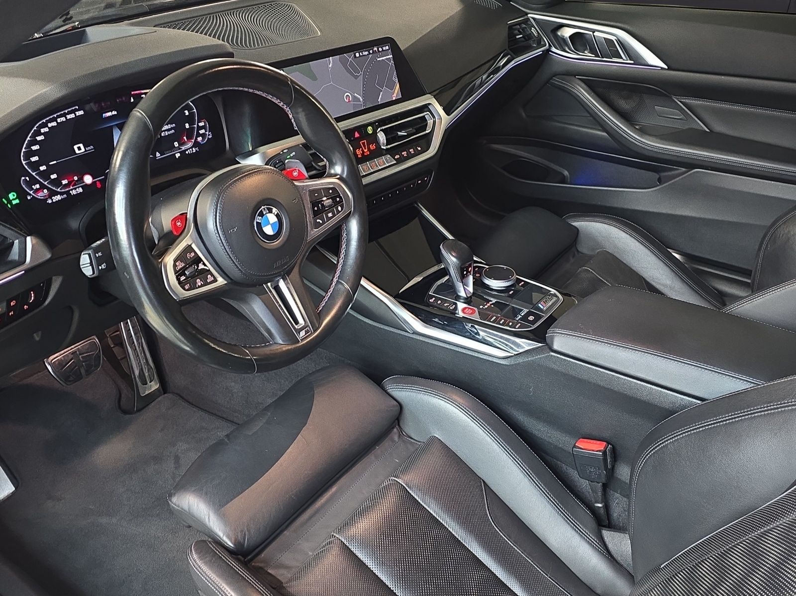 BMW M4 Coupé Competition-image-9
