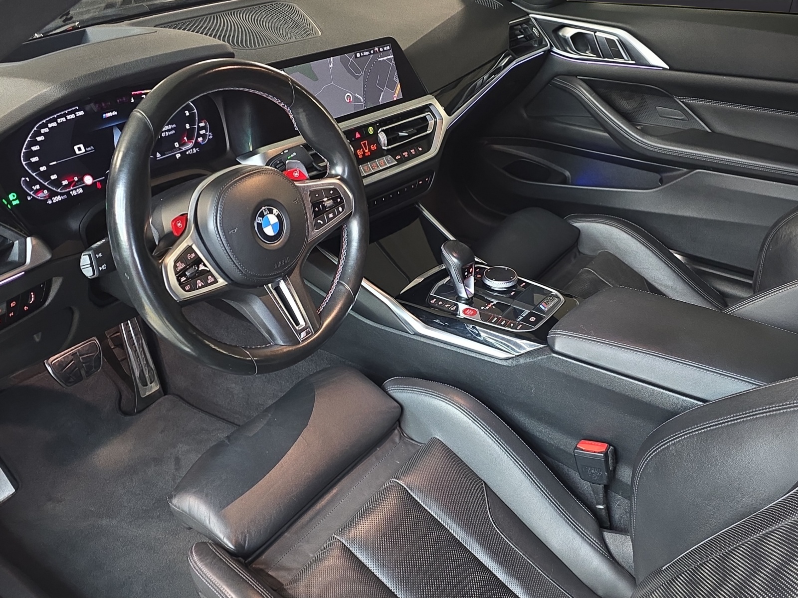 BMW M4 Coupé Competition-image-9