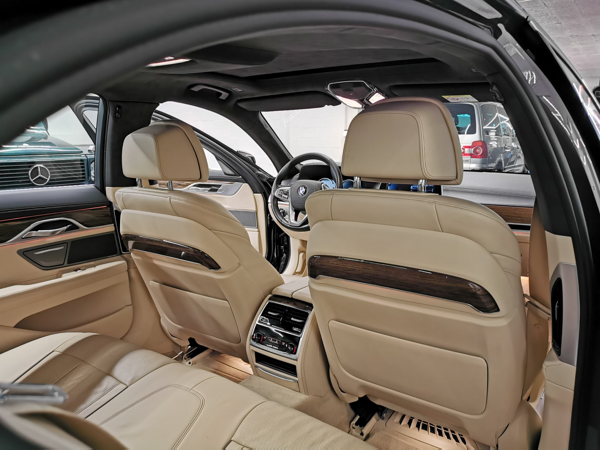 BMW 730d xDrive Steptronic-image-13