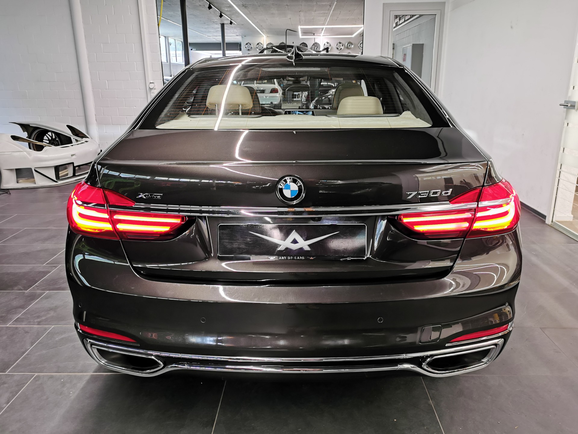 BMW 730d xDrive Steptronic-image-14