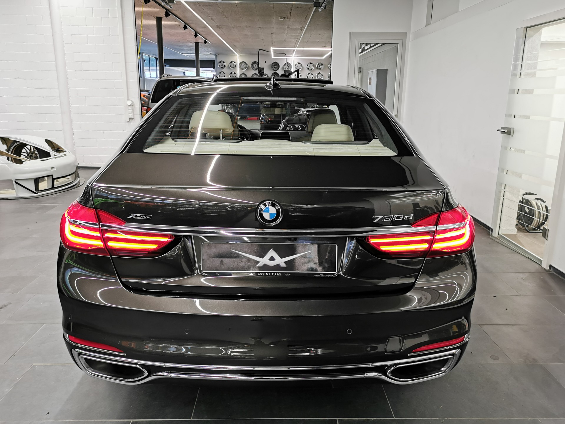 BMW 730d xDrive Steptronic-image-6