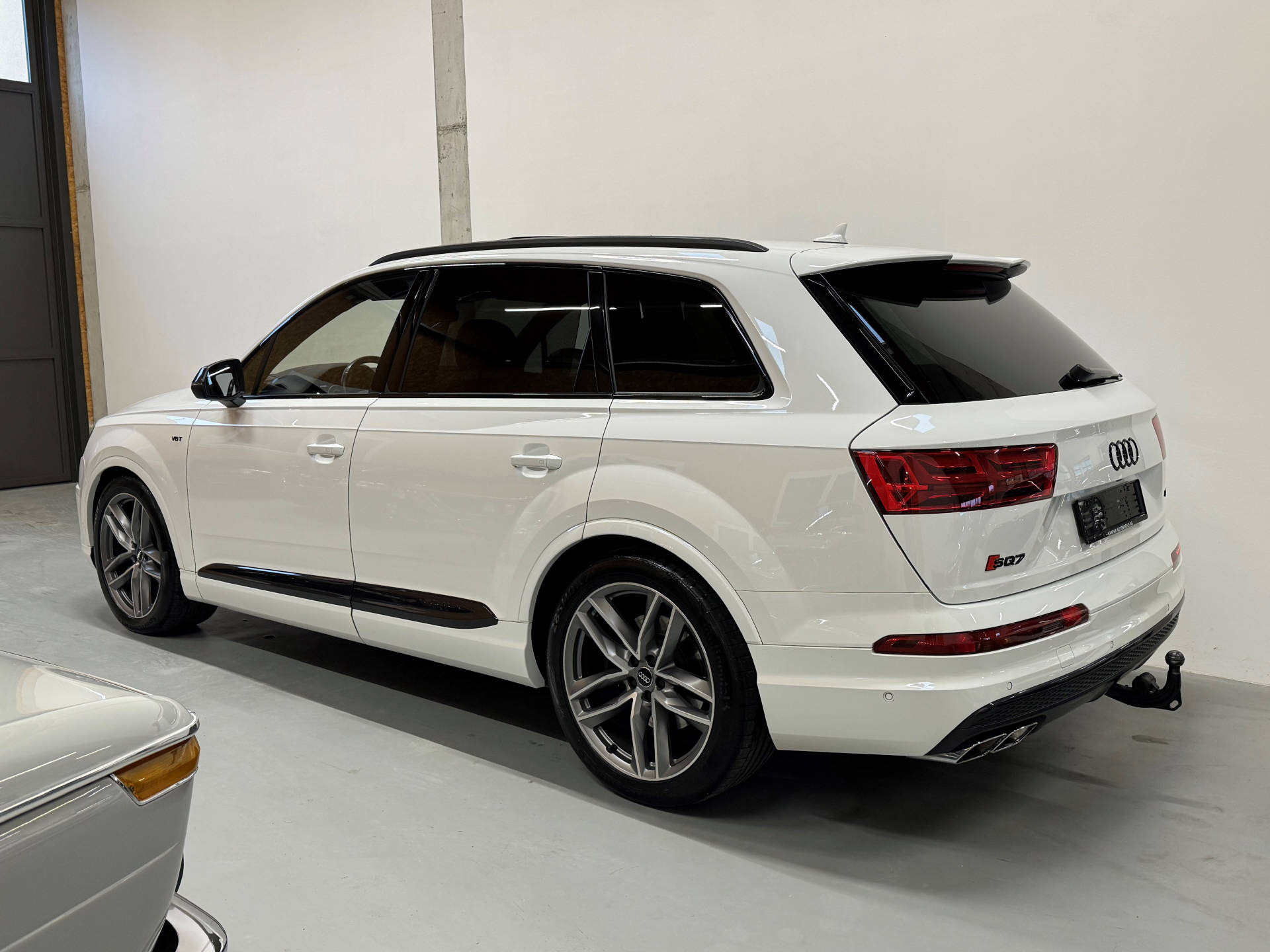 AUDI SQ7 4.0 V8 TDI quattro T-Tronic-image-1