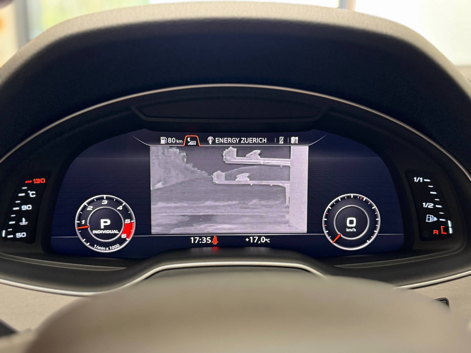 AUDI SQ7 4.0 V8 TDI quattro T-Tronic-image-9