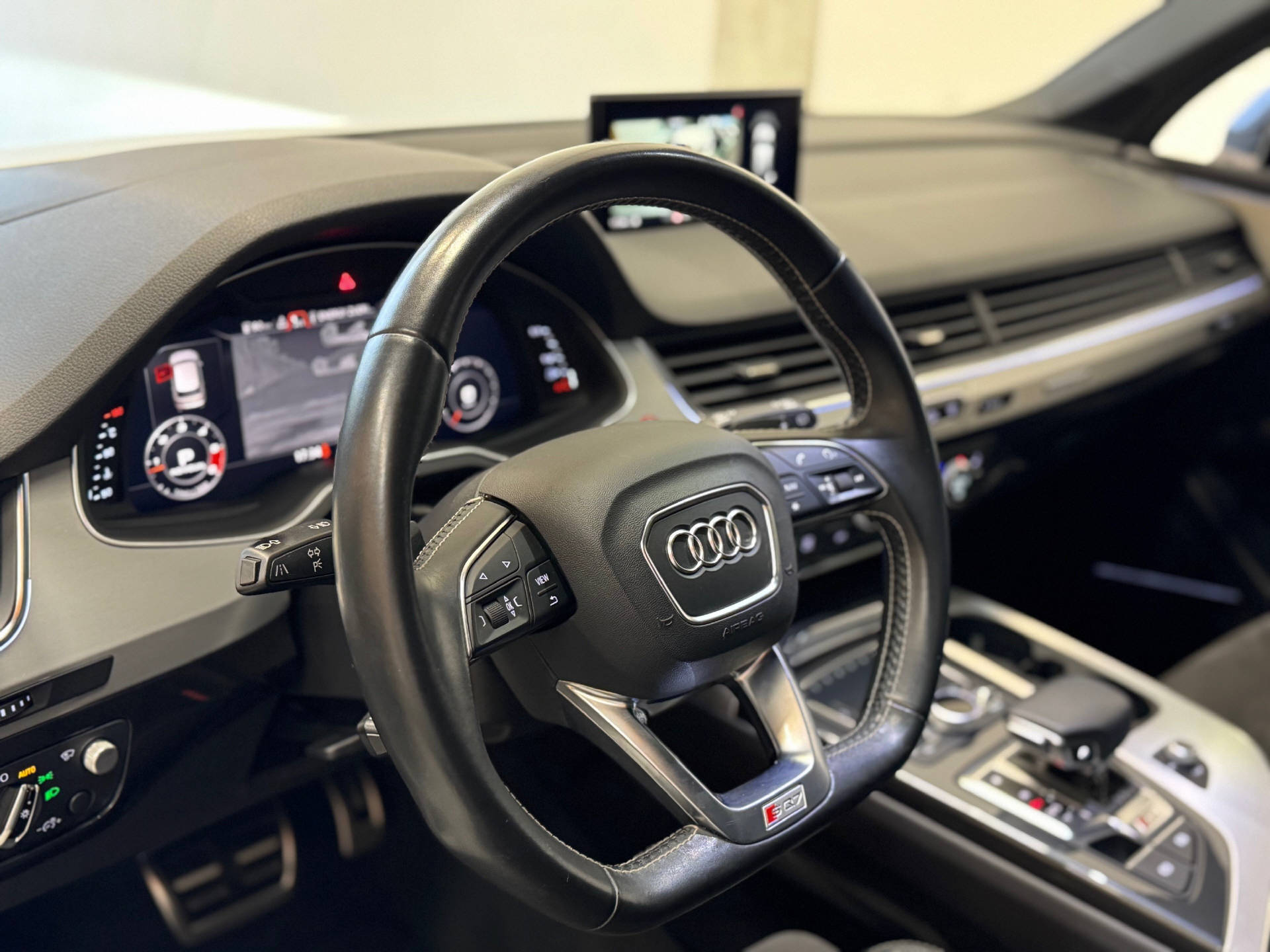 AUDI SQ7 4.0 V8 TDI quattro T-Tronic-image-6