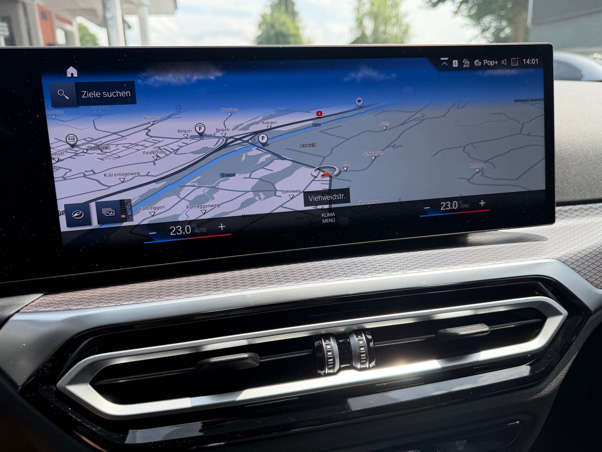 BMW 320d xDrive 48V Touring Steptronic M Sport-image-22