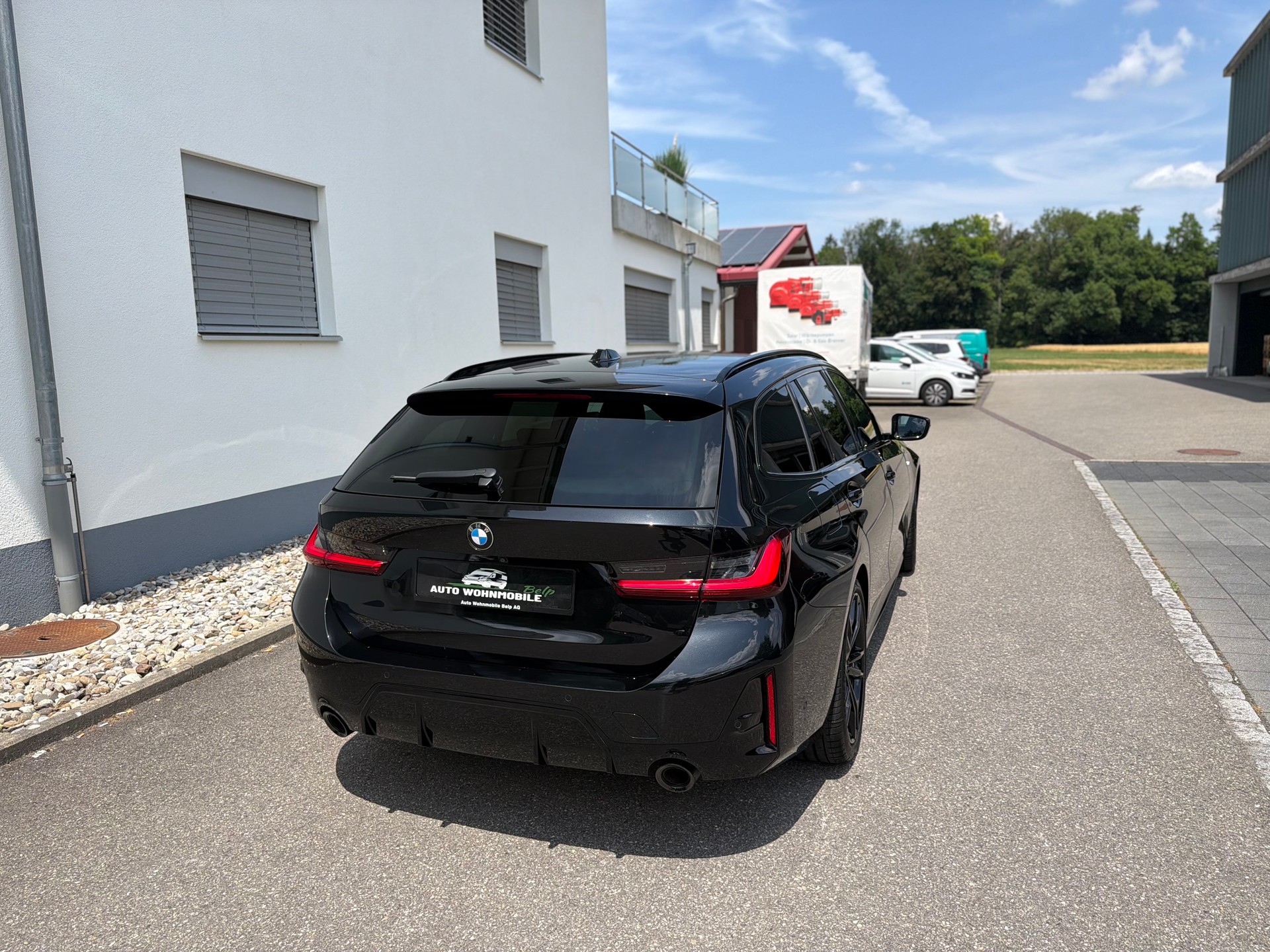 BMW 320d xDrive 48V Touring Steptronic M Sport-image-7