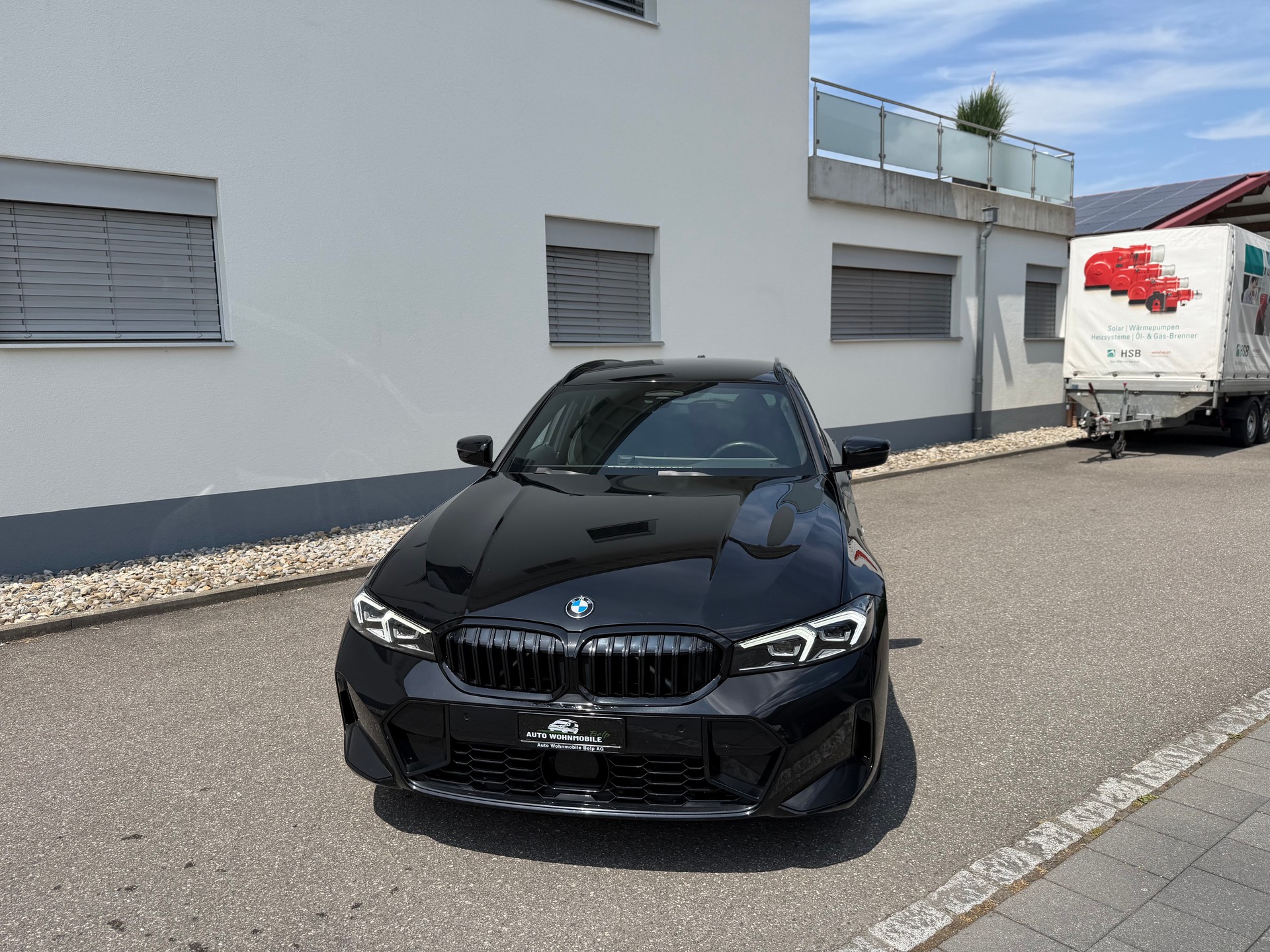 BMW 320d xDrive 48V Touring Steptronic M Sport-image-8