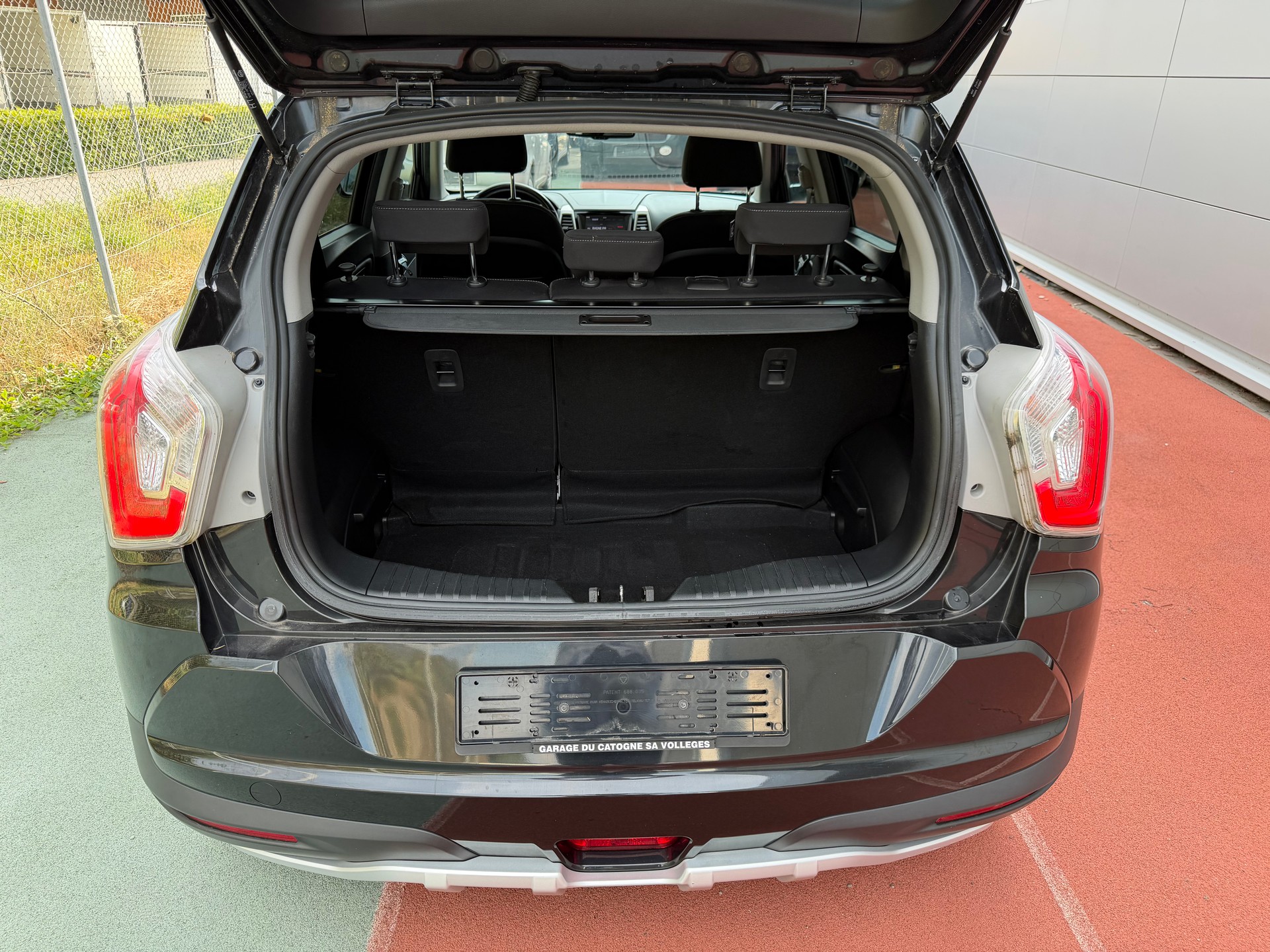 KGM-SsangYong Tivoli 1.6 e-XGi Quartz 2WD-image-13