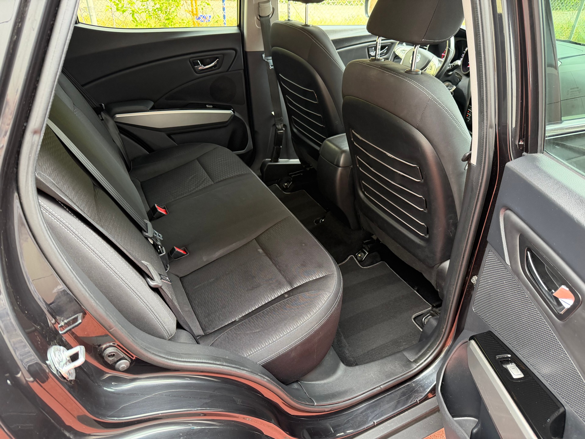 KGM-SsangYong Tivoli 1.6 e-XGi Quartz 2WD-image-11
