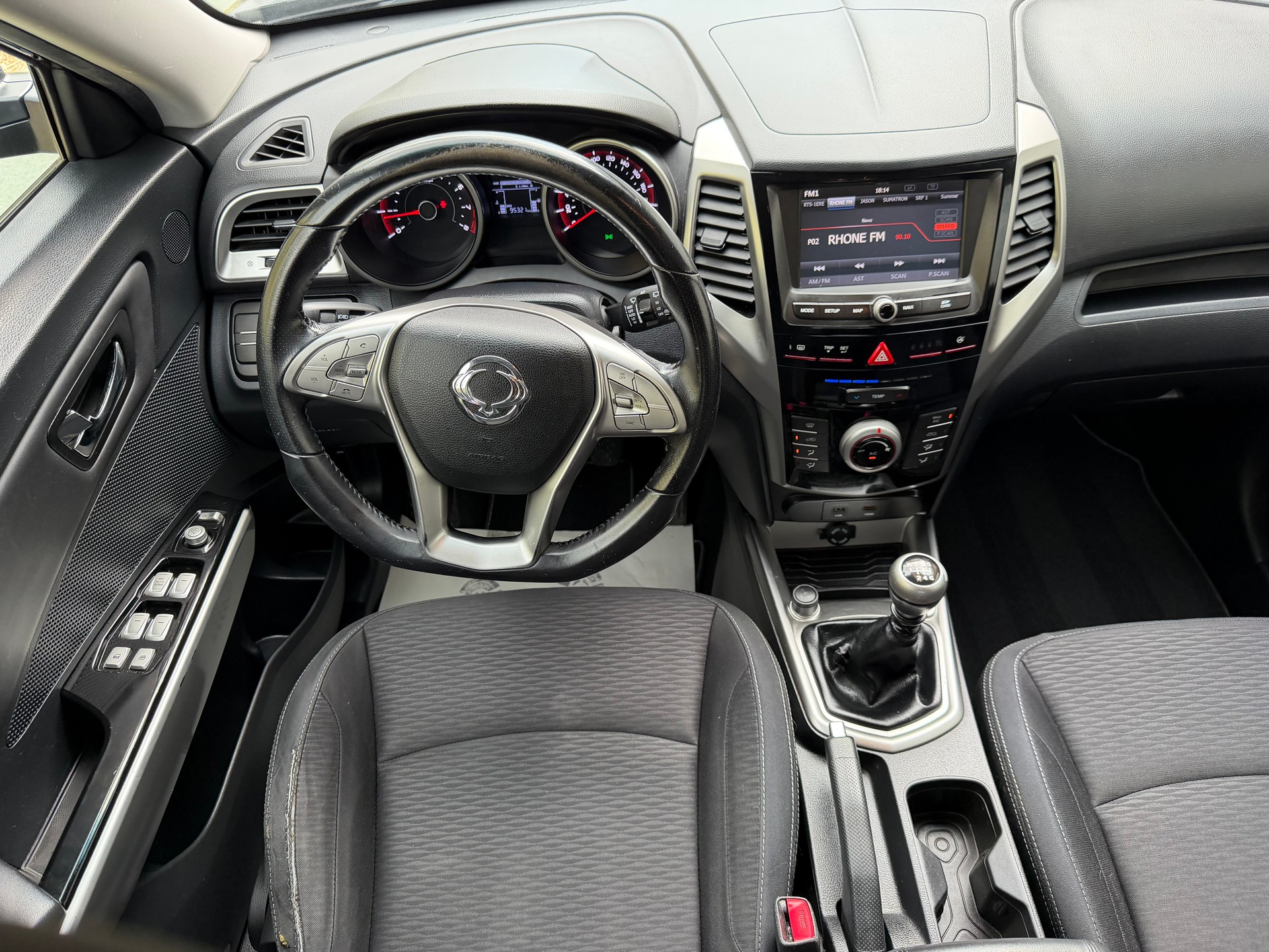 KGM-SsangYong Tivoli 1.6 e-XGi Quartz 2WD-image-7