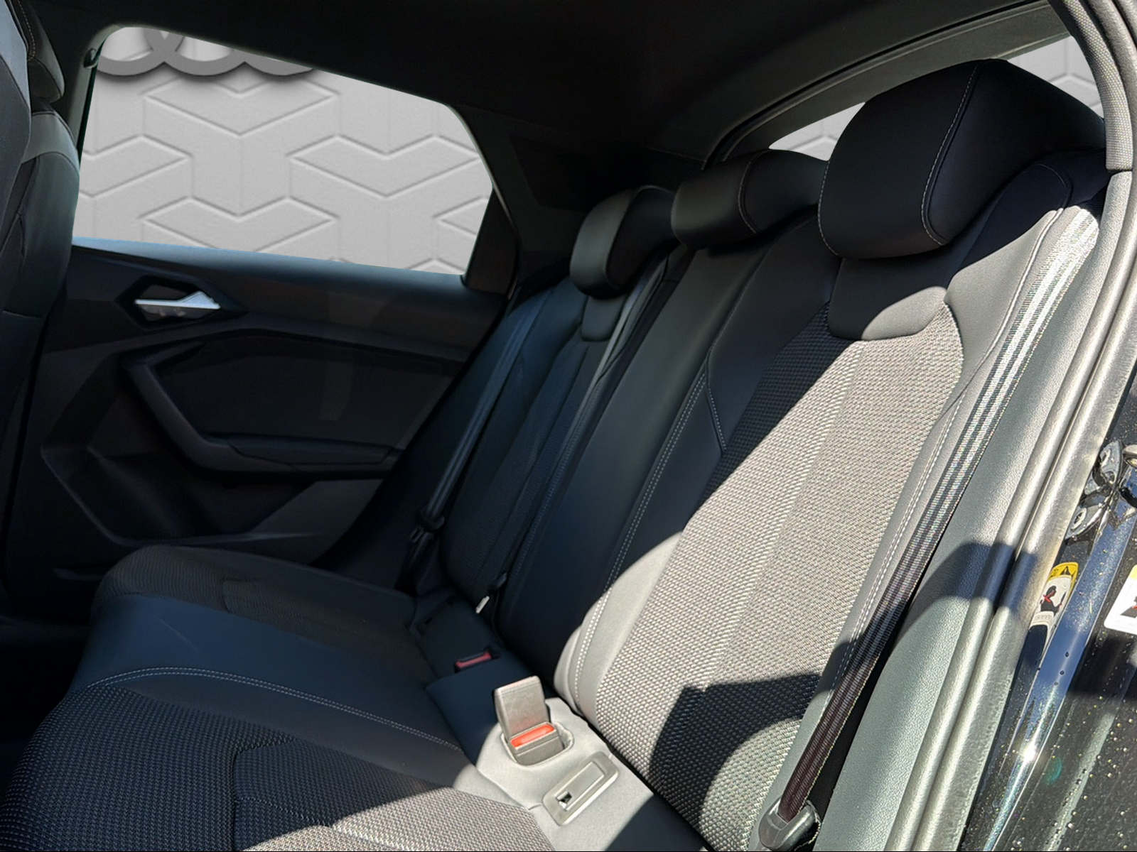 AUDI A1 Sportback 30 TFSI Attraction S-tronic-image-12