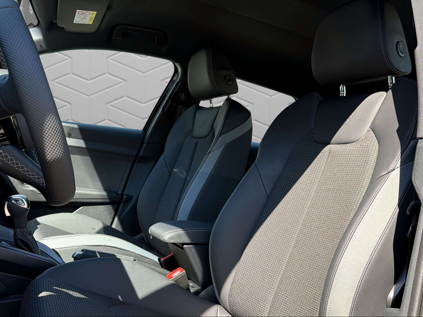 AUDI A1 Sportback 30 TFSI Attraction S-tronic-image-6