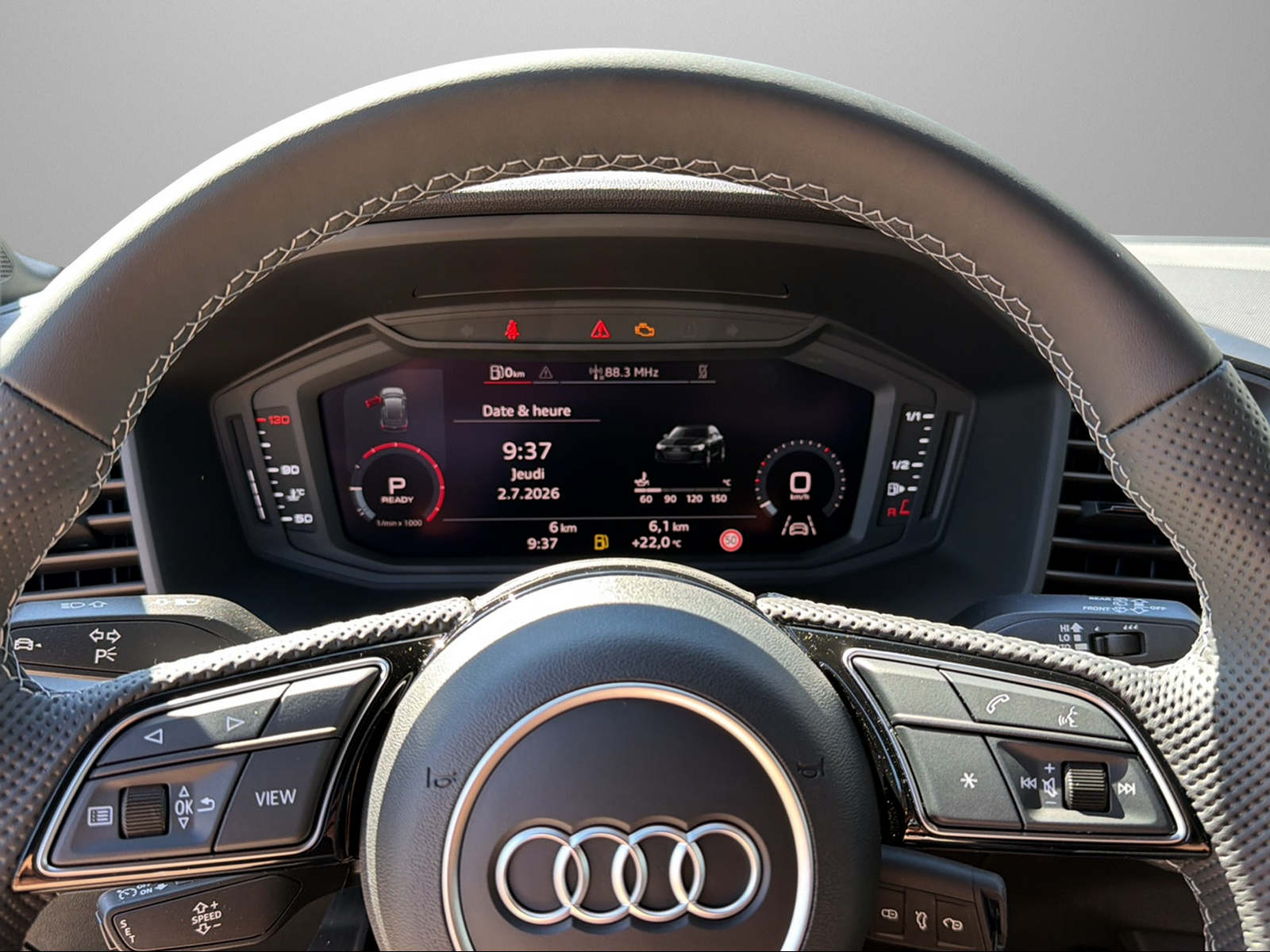 AUDI A1 Sportback 30 TFSI Attraction S-tronic-image-8