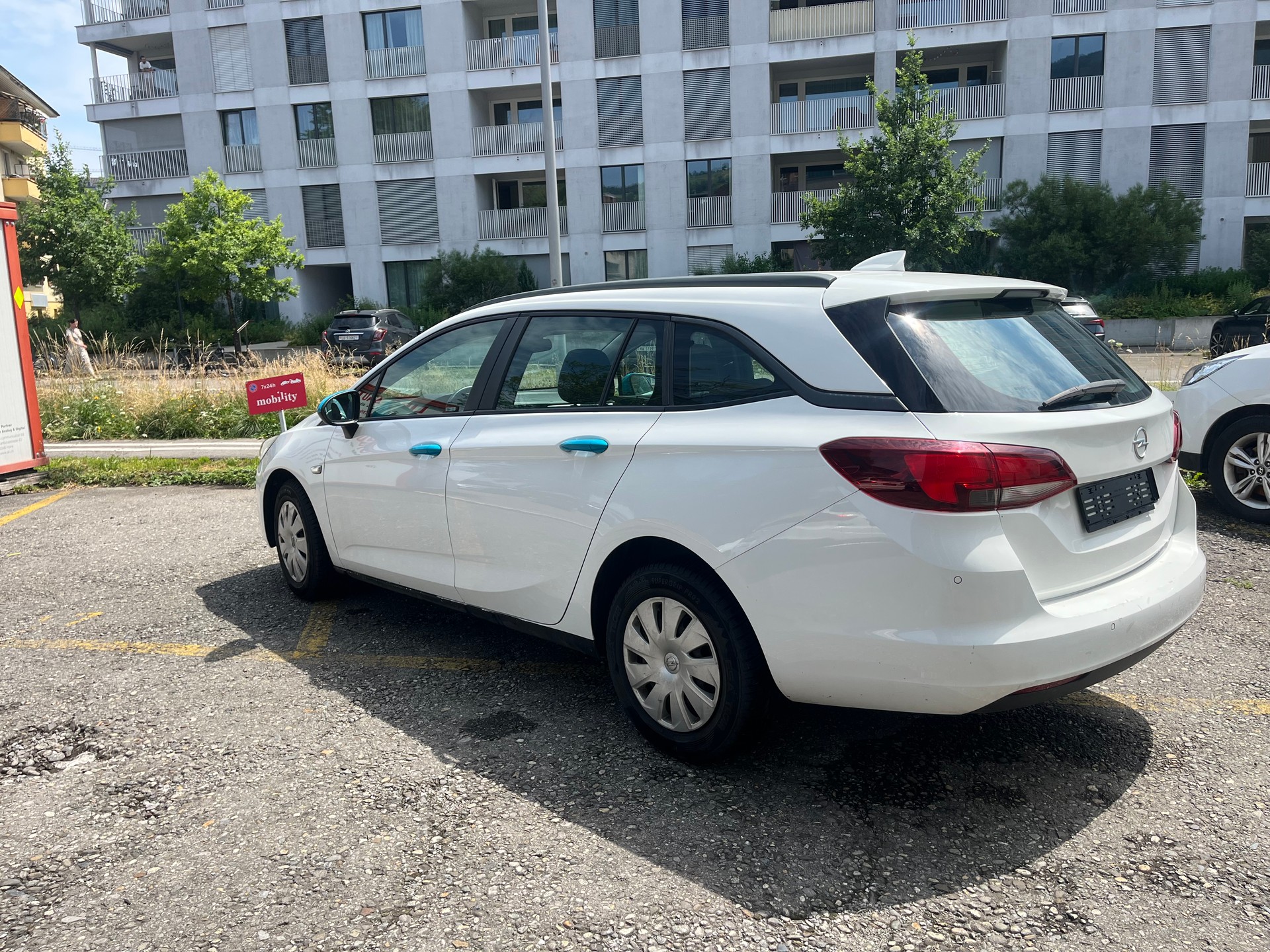 OPEL Astra Sports Tourer 1.6 CDTi ecoF Excellence-image-2