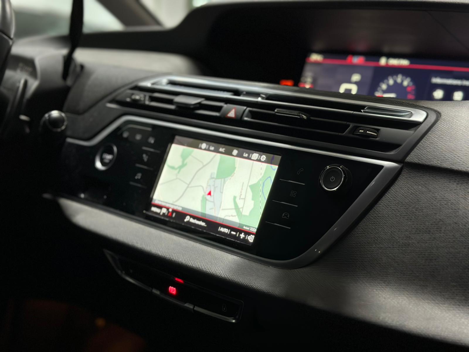 CITROEN Grand C4 Picasso 1.6i 16V e-THP Intensive-image-12