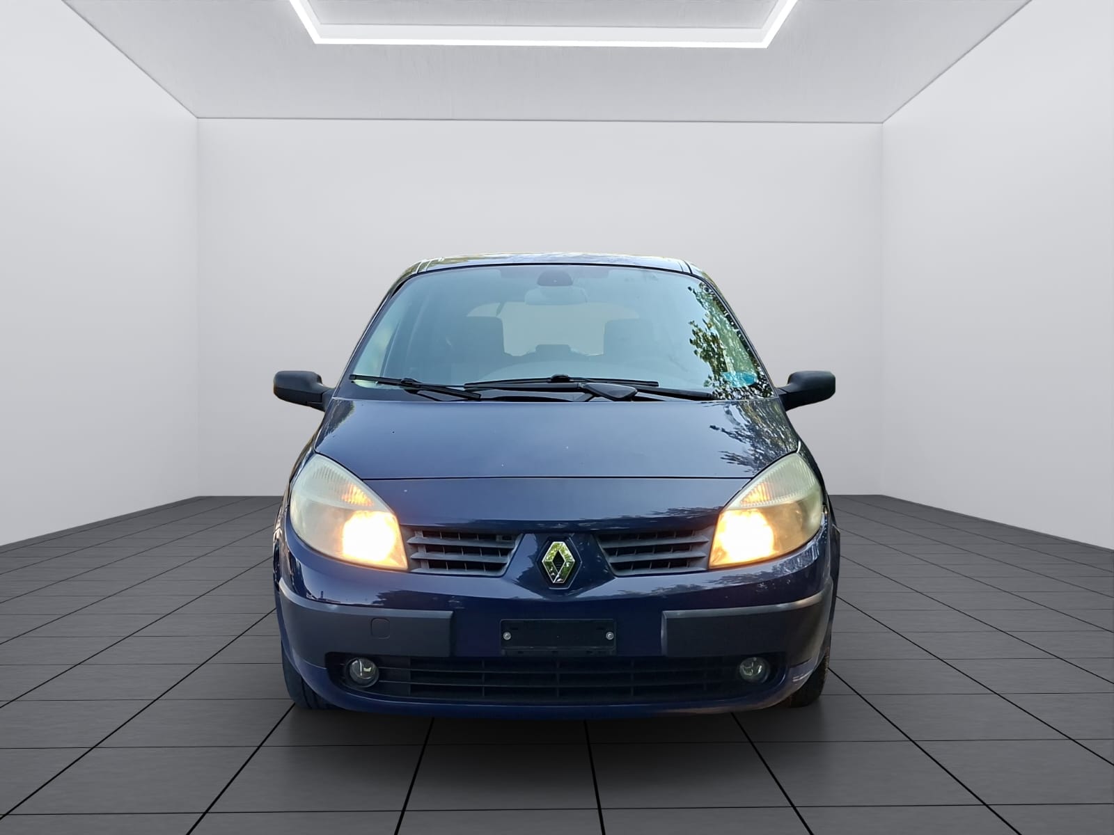 RENAULT Scénic 1.6 16V Dynamique-image-1