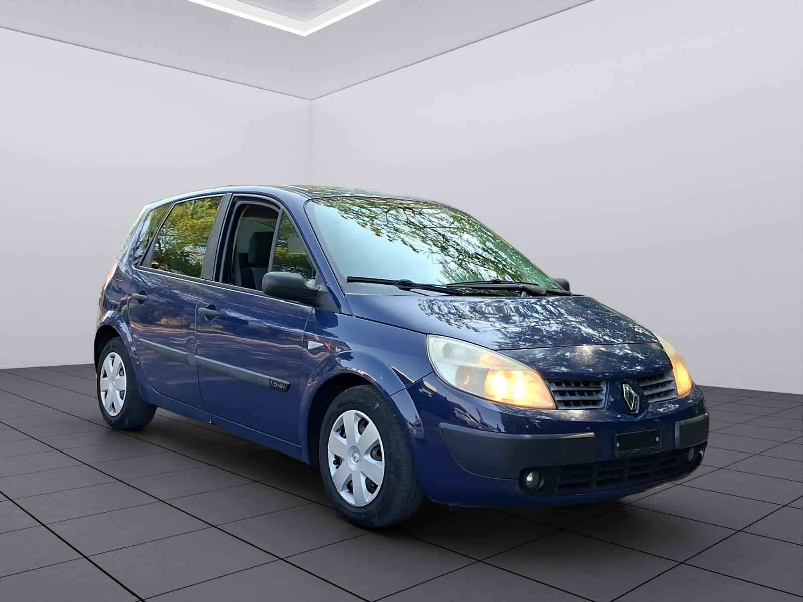 RENAULT Scénic 1.6 16V Dynamique-image-2