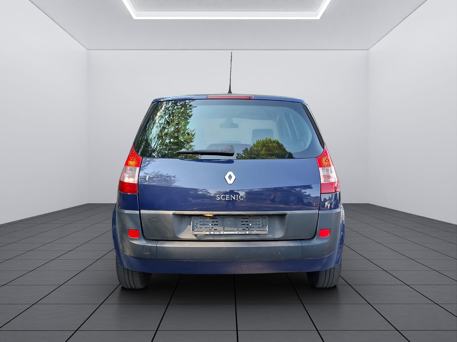 RENAULT Scénic 1.6 16V Dynamique-image-5