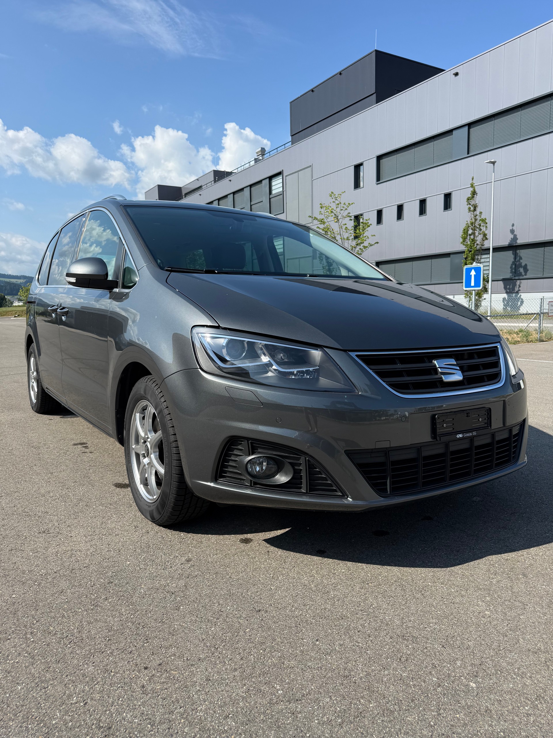 SEAT ALHAMBRA-image-0