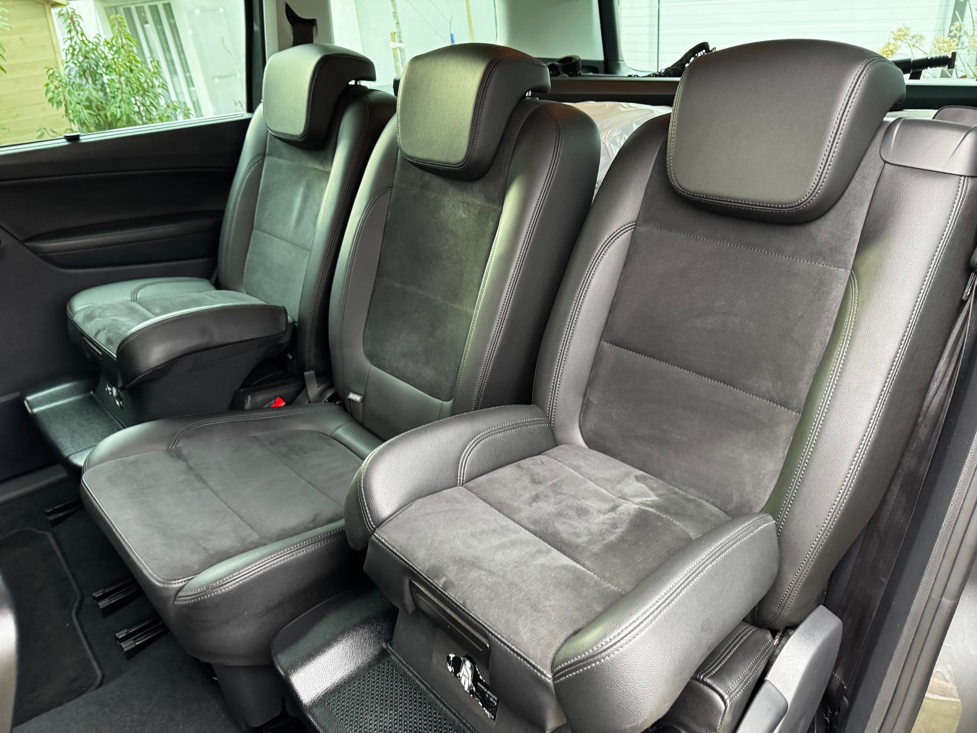 SEAT ALHAMBRA-image-15