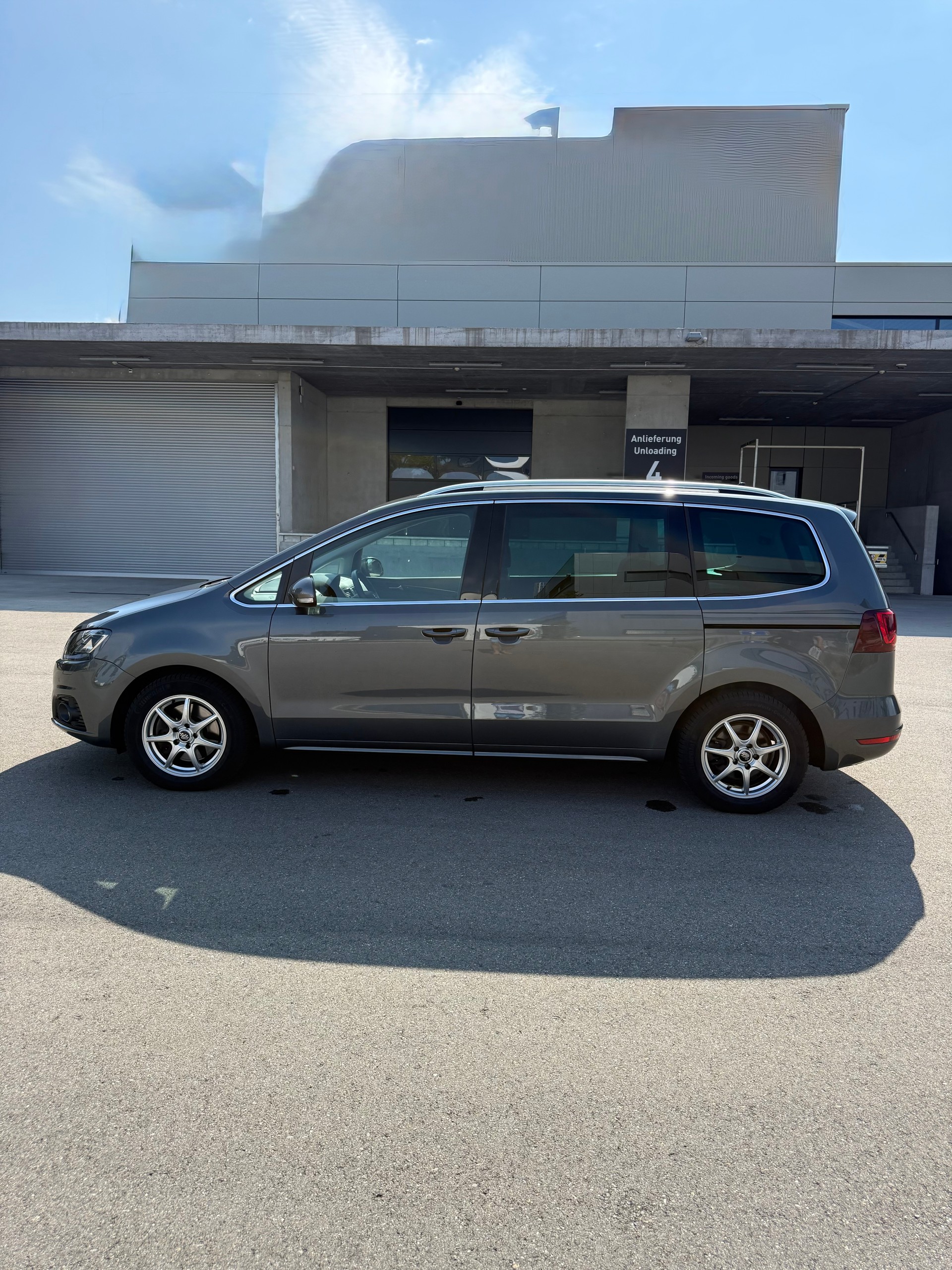 SEAT ALHAMBRA-image-5