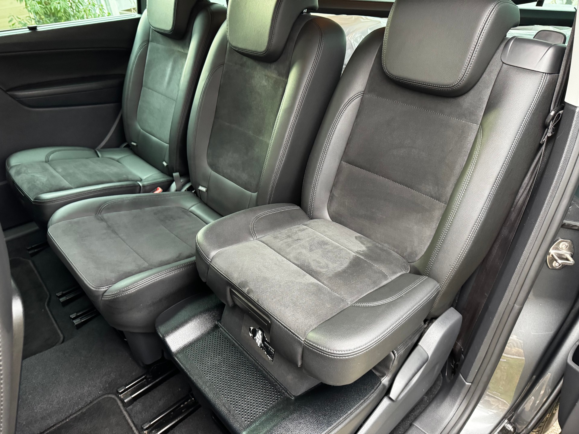 SEAT ALHAMBRA-image-14