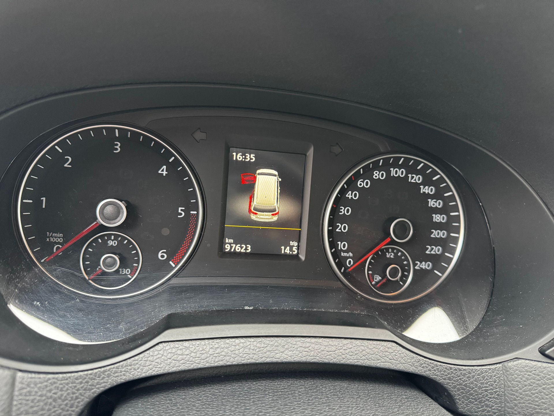 SEAT ALHAMBRA-image-16