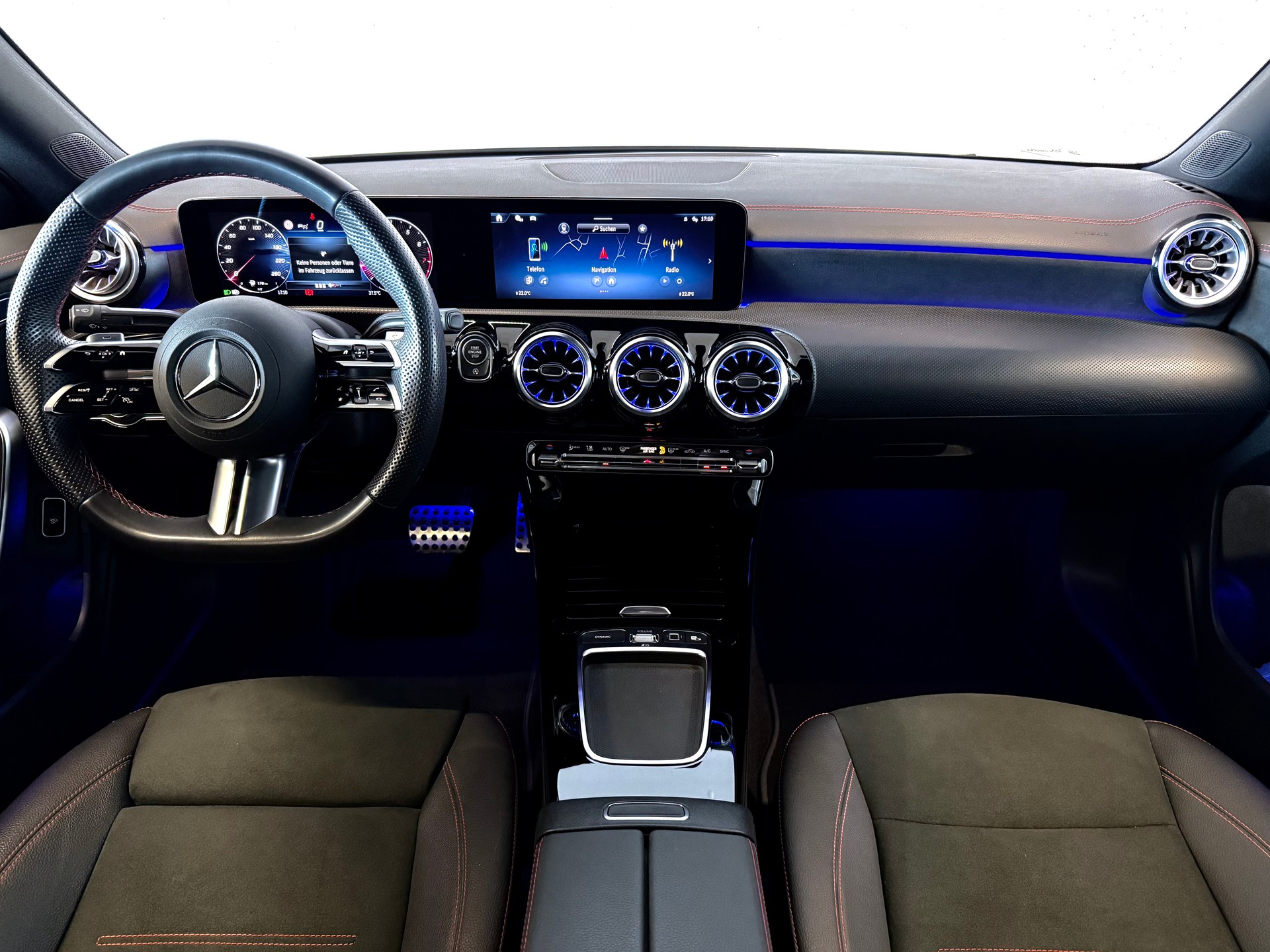 MERCEDES-BENZ CLA 200 AMG LINE | FACELIFT | GARANTIE bis 2030!-image-8