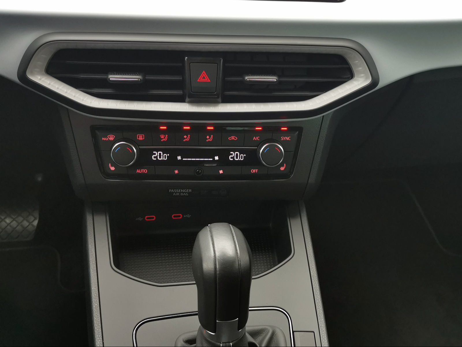 SEAT Ibiza 1.0 TSI 110 Style DSG " Sondermodell Pace "-image-9