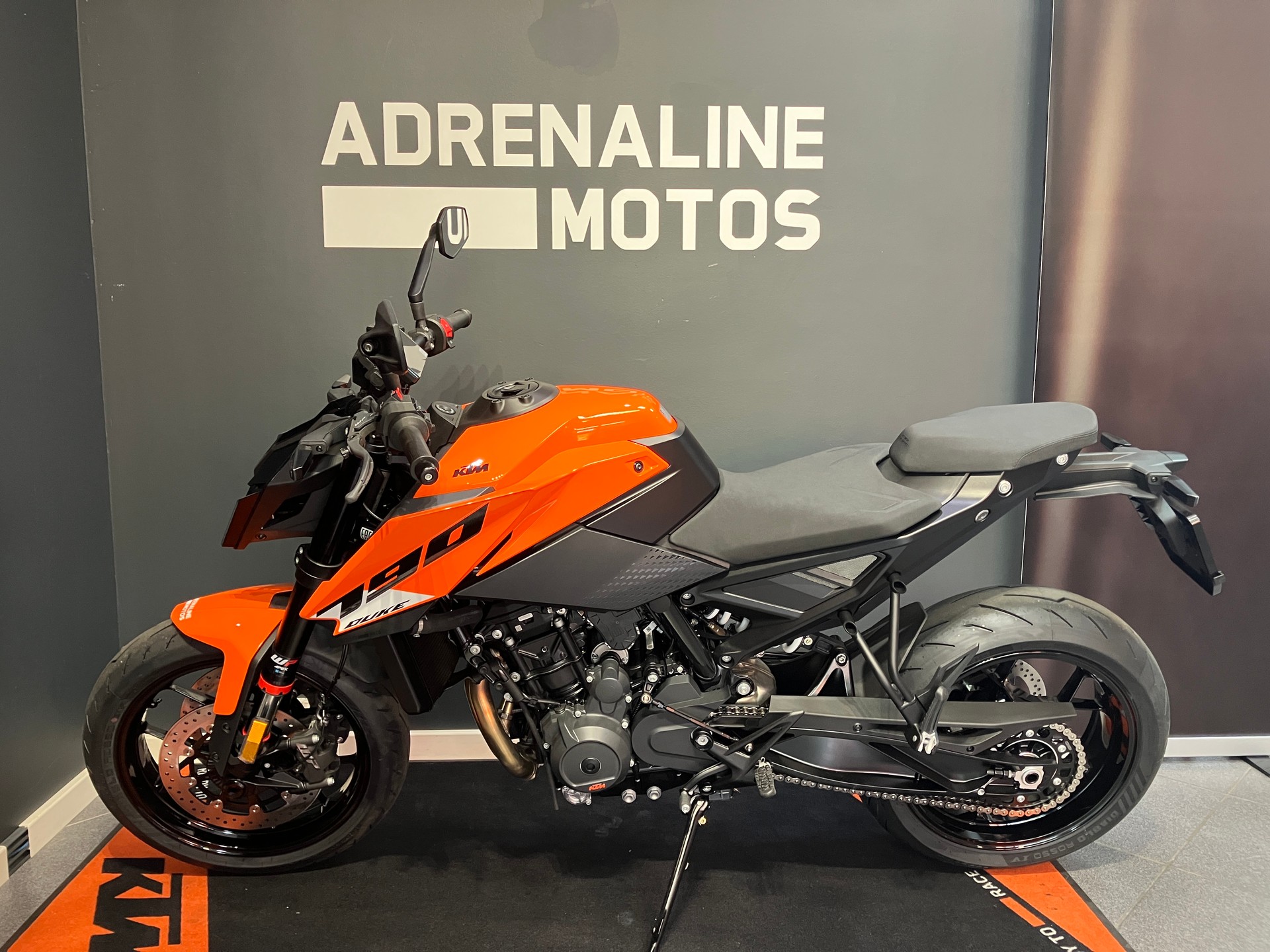 KTM 790 Duke-showroom-element-3