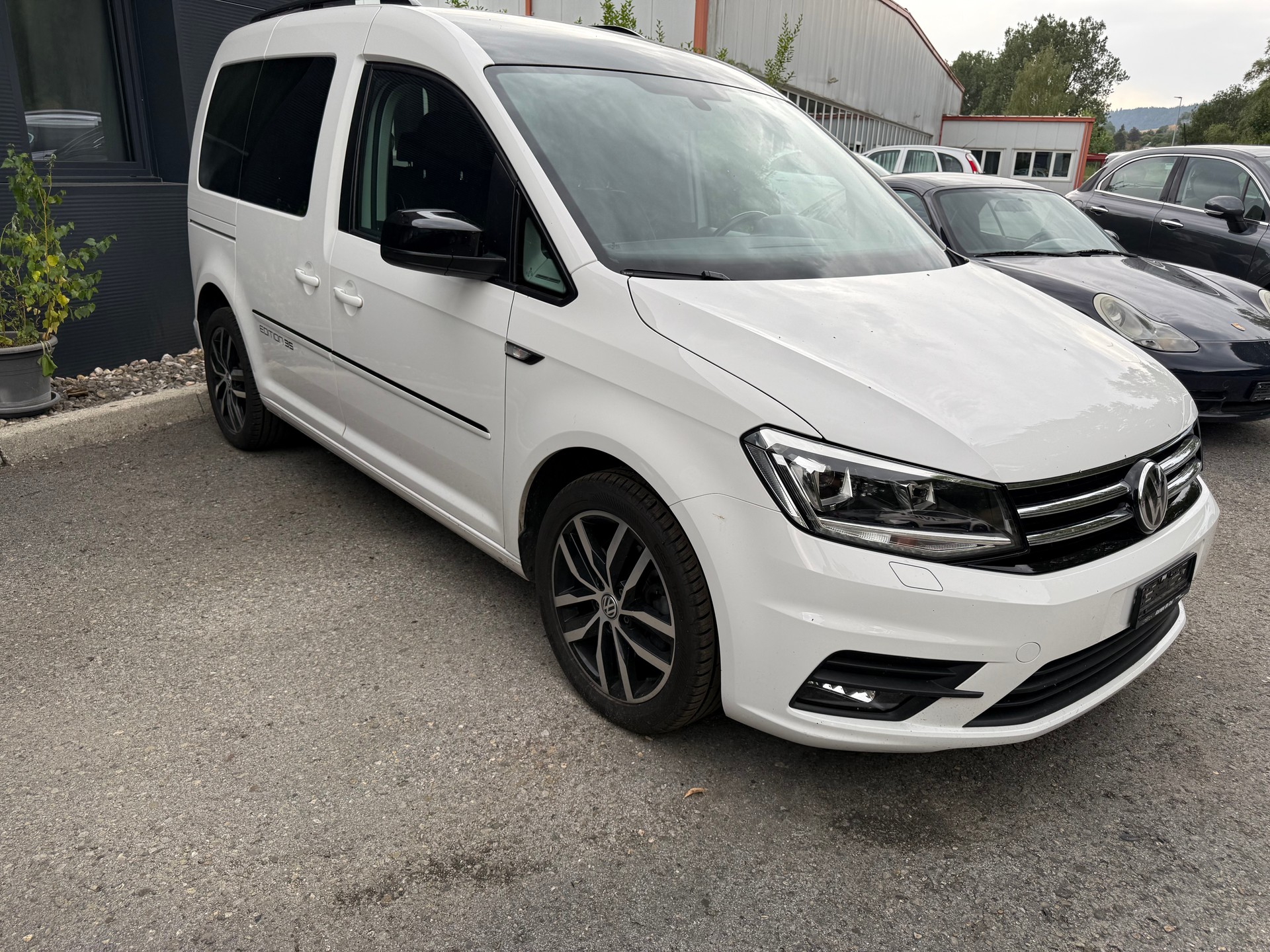 VW Caddy 2.0 TDI Edition 35 DSG-image-2