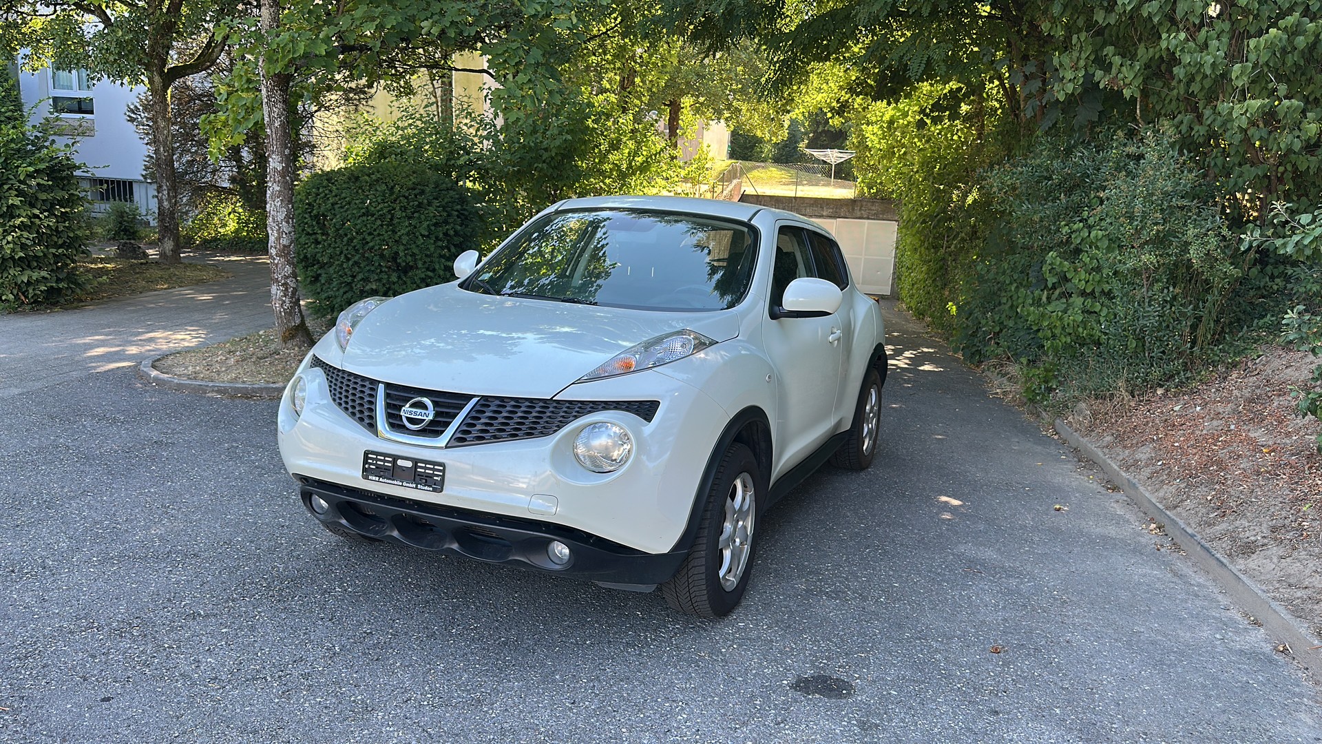 NISSAN Juke 1.6 DIG-T tekna 4x4 Xtronic M-CVT-image-0