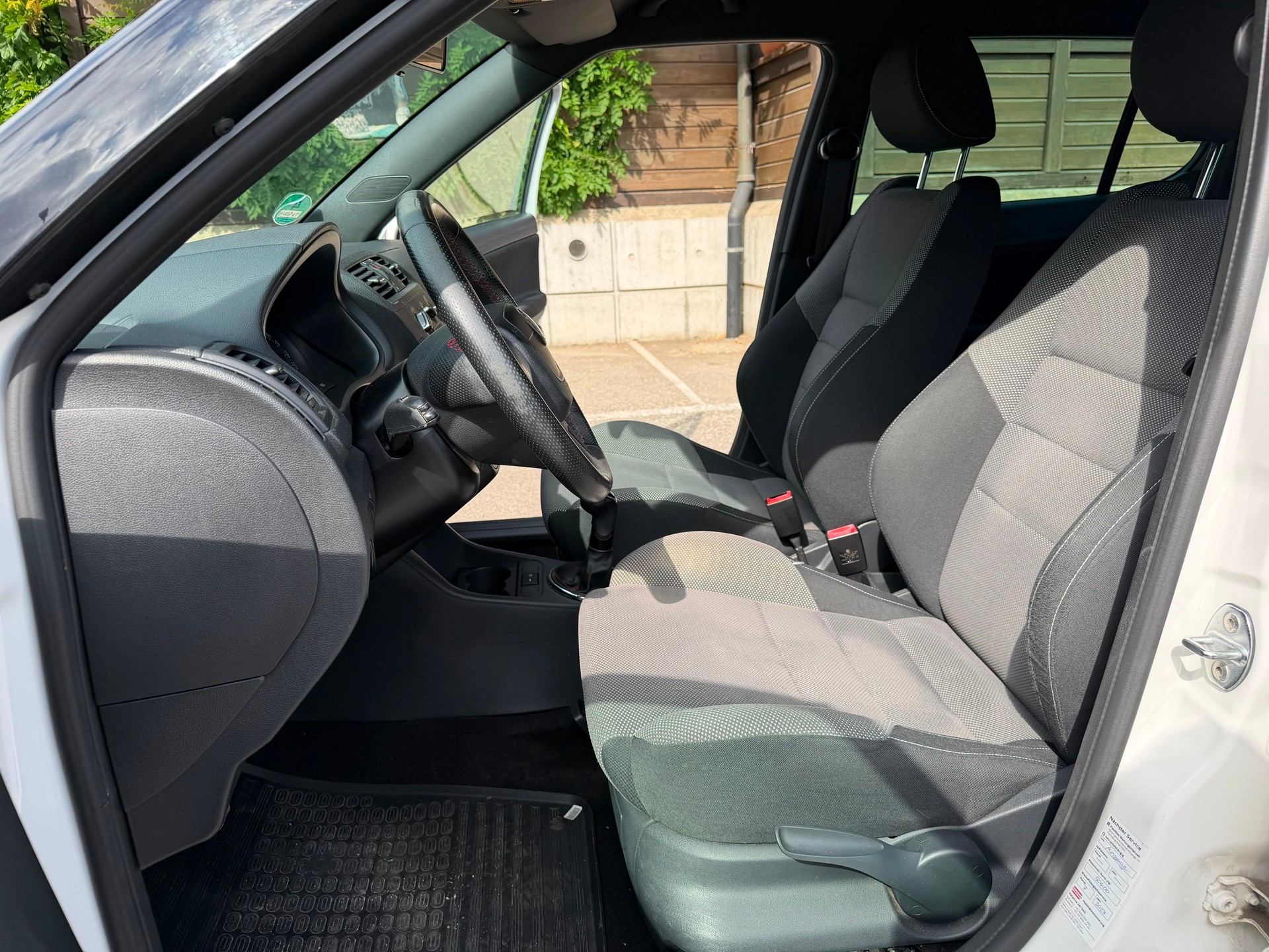 SKODA Fabia 1.2 TSI Monte Carlo-image-8