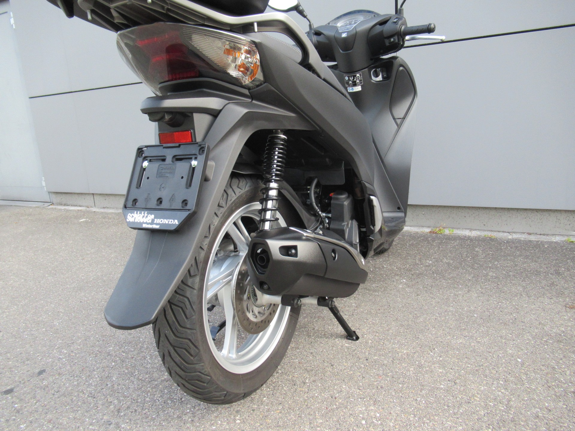 HONDA SH 125 i-image-8