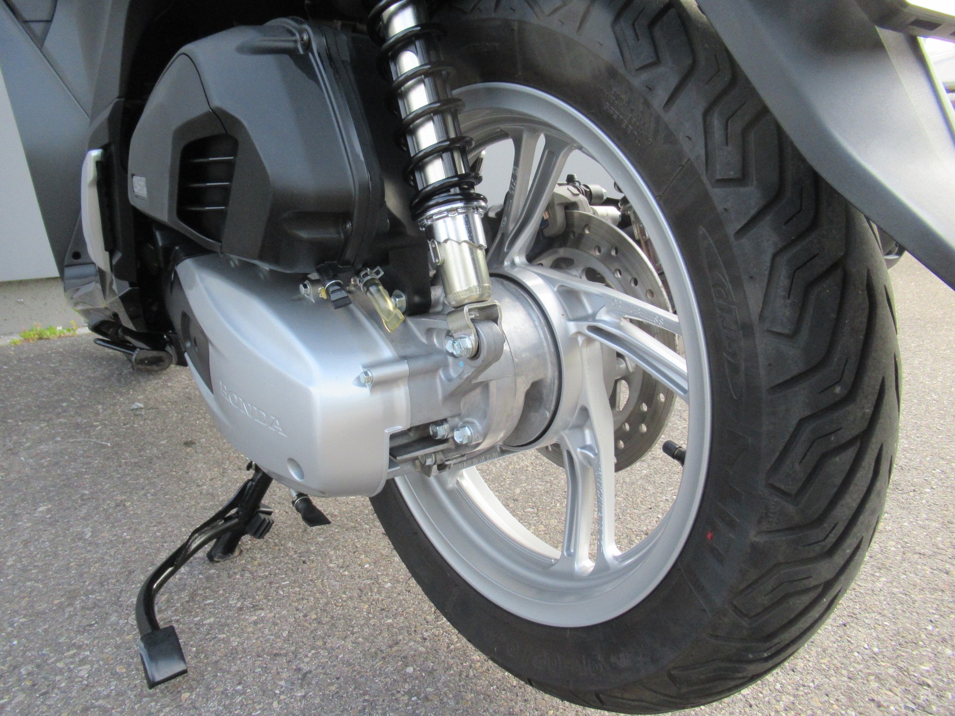 HONDA SH 125 i-image-7