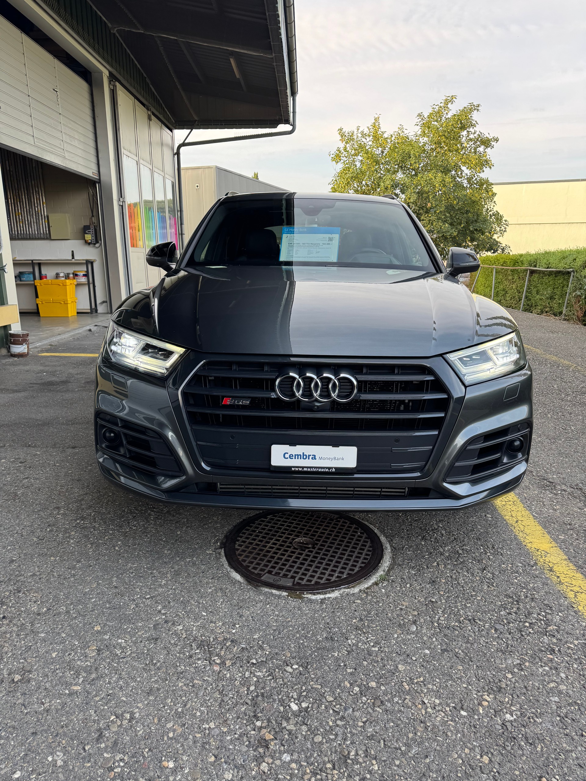 AUDI SQ5 3.0 TFSI Quattro S-Tronic 354 PS mit allen Optionen und Anhängerkupplung Panoramadach Sitzbelüftung 21 Zoll Alu-image-17
