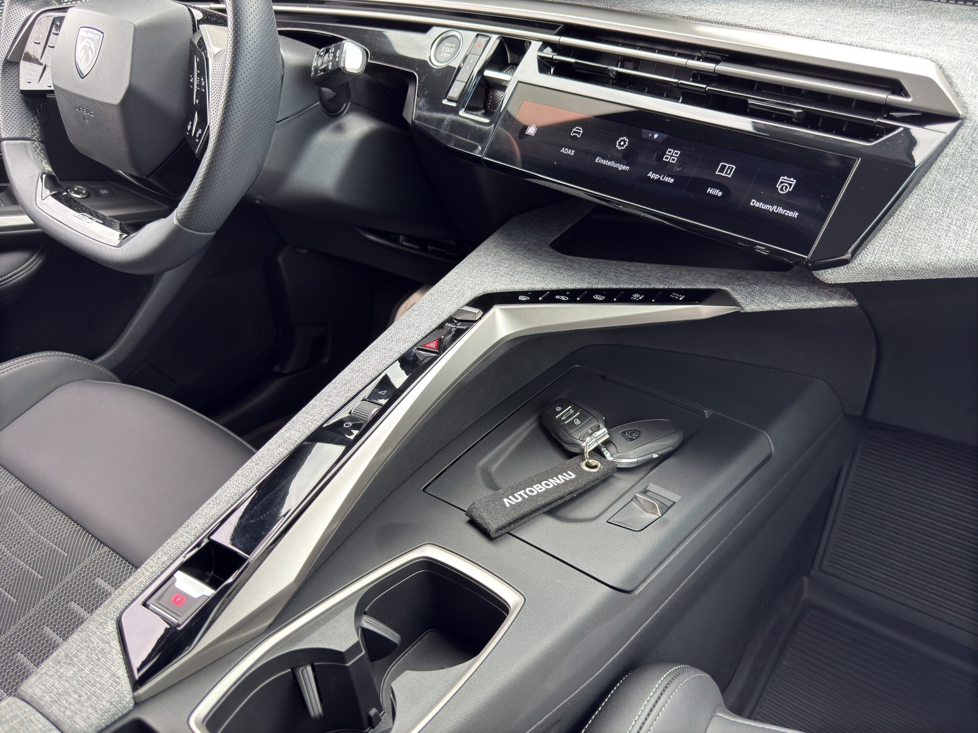 PEUGEOT 5008 1.2 Hybrid e-DCS6 GT 7 Plätzer-image-54