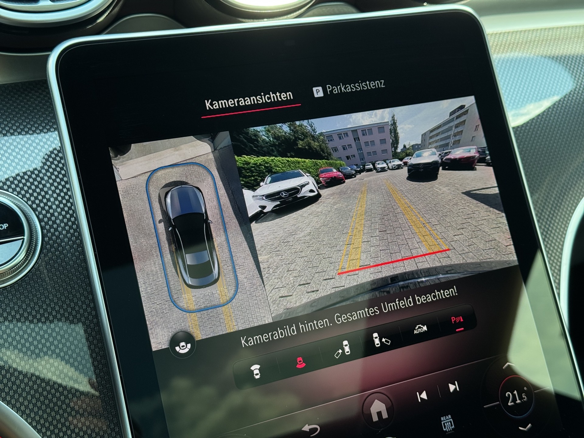MERCEDES-BENZ CLE 200 Coupé AMG Line 4Matic 9G-Tronic "Pano-Burmester-Digital Light-360°Kam."-image-18