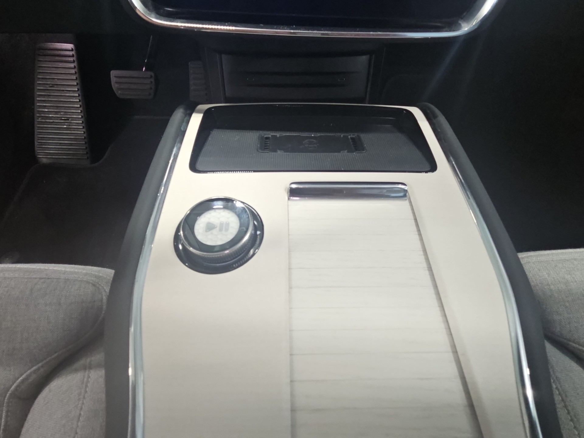 VOLVO EX90 Twin Performance Ultra AWD-image-15