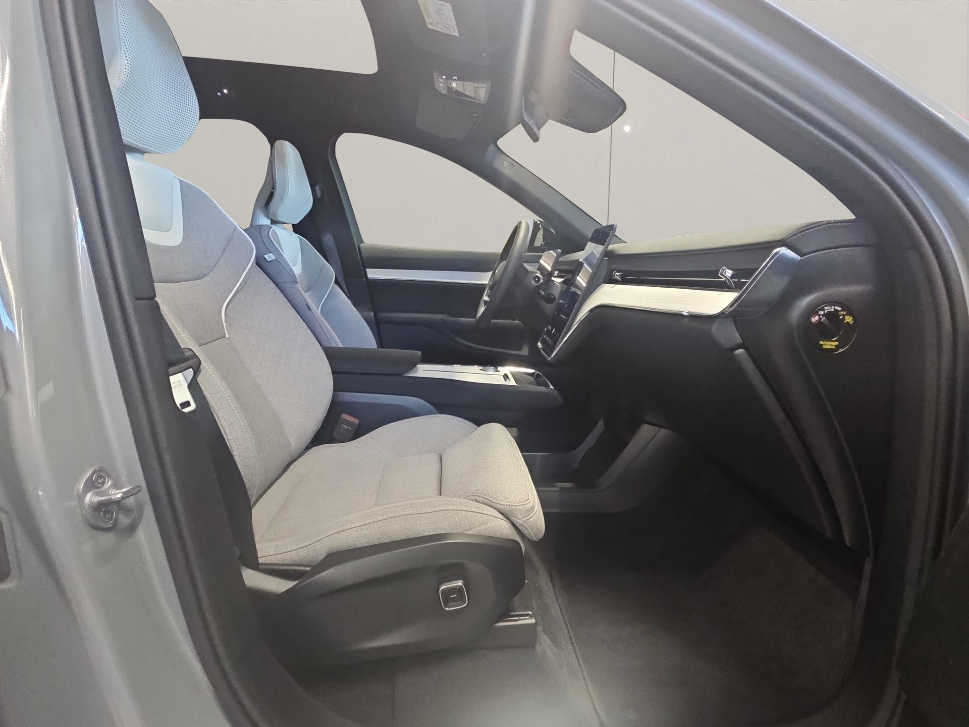 VOLVO EX90 Twin Performance Ultra AWD-image-12