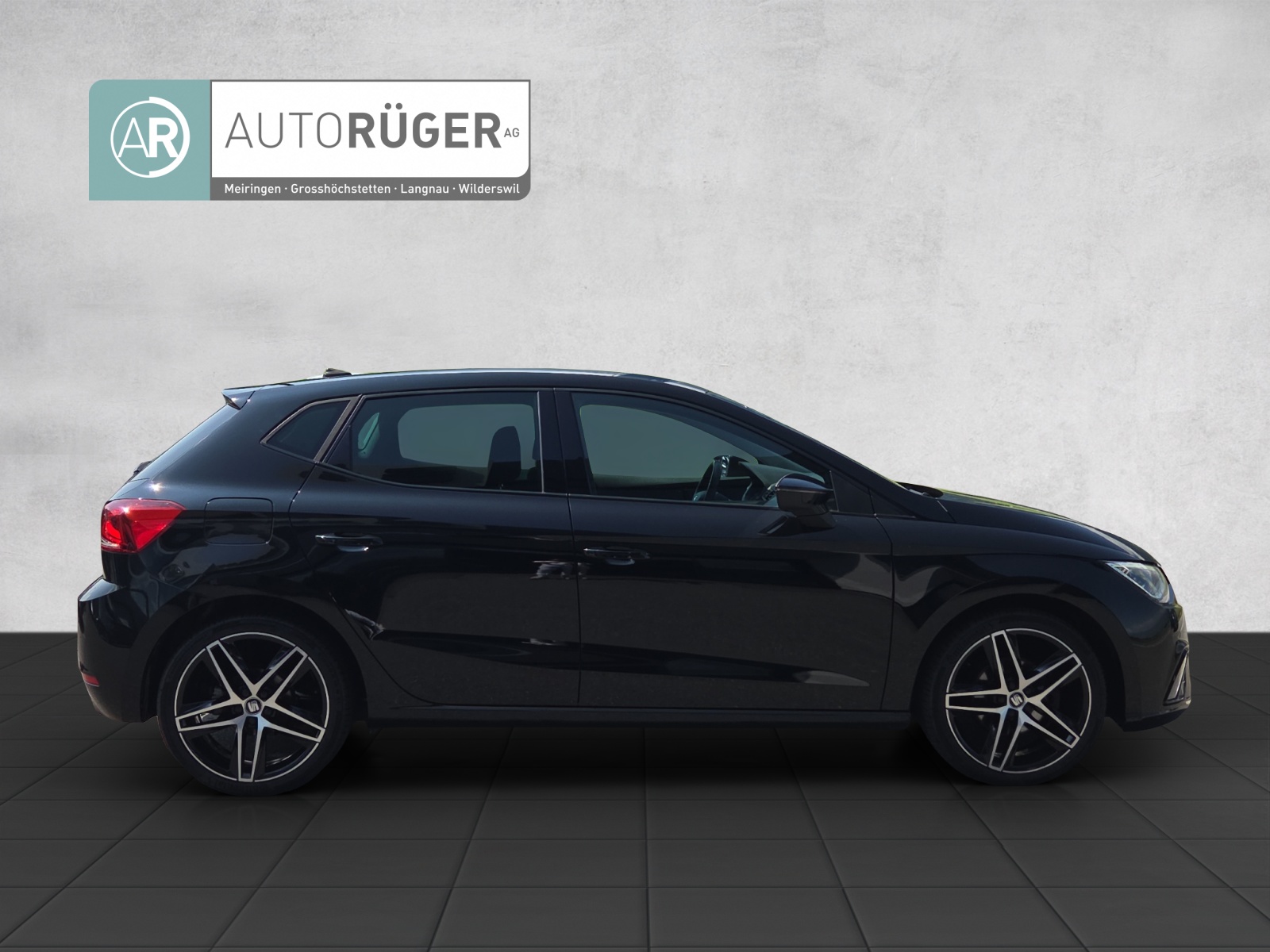 SEAT Ibiza 1.5 TSI EVO Swiss FR-image-6